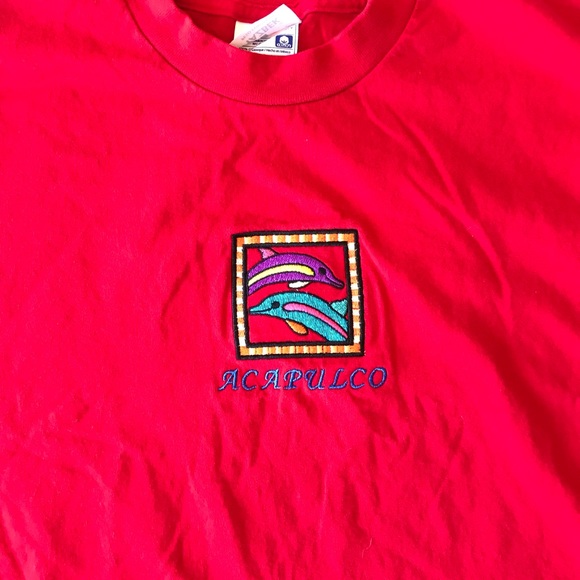 Vintage 90's Acapulco Dolphin Embroidered T Shirt - Picture 1 of 2